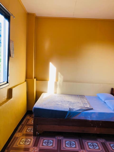 Las vegas lodge and restaurant