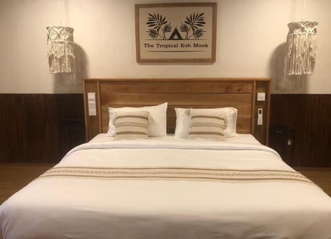 The Tropical Koh Mook, 