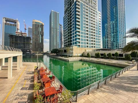 Higuest - Lake-view Studio in JLT