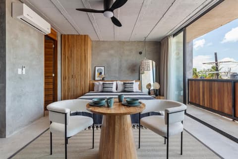 Grand Loft with Rooftop Pool in the heart Cancun