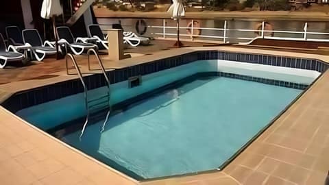 الباخرة ريفر بوت river boat