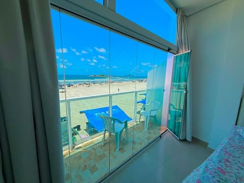 Suítes Pitangueiras - POUSADA FRENTE MAR