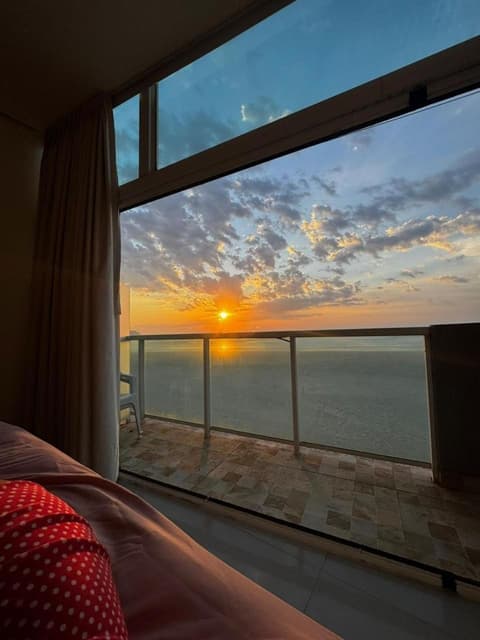 Suítes Pitangueiras - POUSADA FRENTE MAR