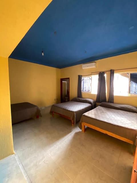 Hotel Casa Raymundo Suites