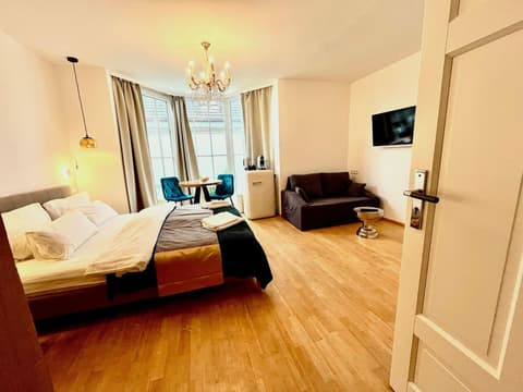 VILLA ORCHARD Frankfurt - Trade Fair Airport