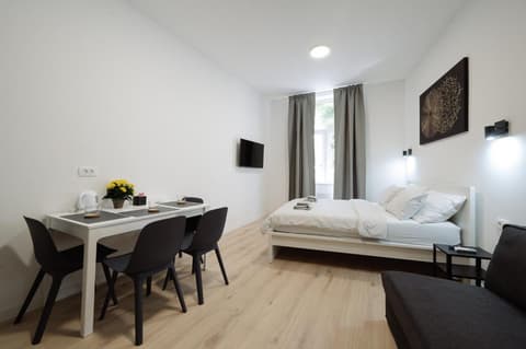 Zagreb ART24 Apartments