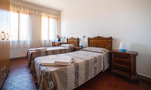 Ostello Domus Civica, 