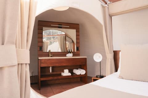 Campera Hotel Burbuja