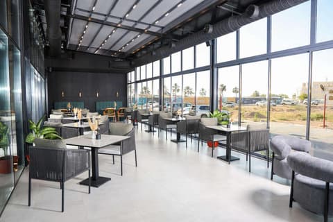 Park Inn by Radisson Muscat, 