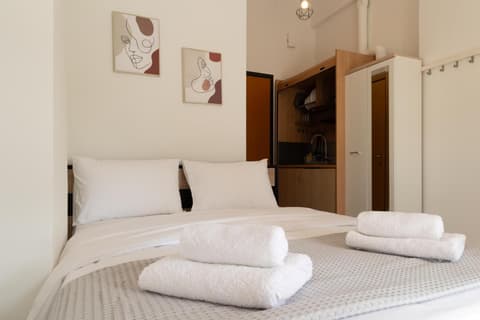 SKG City View Studio #2, 