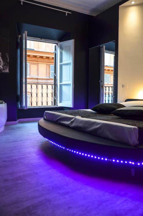 Good Life Via Veneto