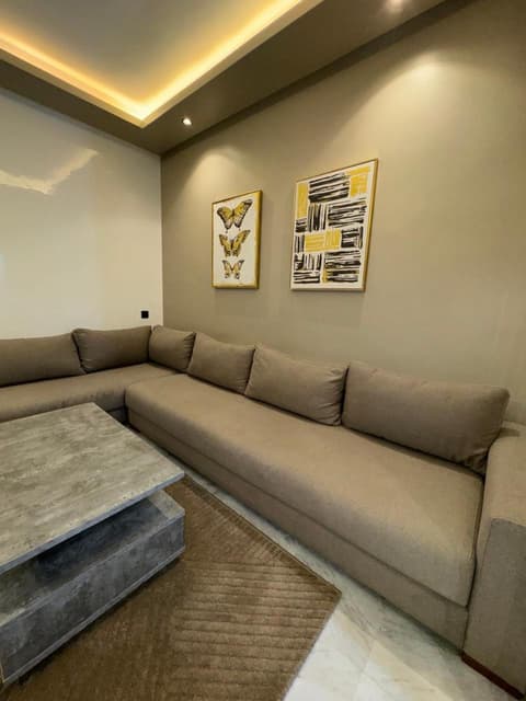 Stay Bright with Hometa