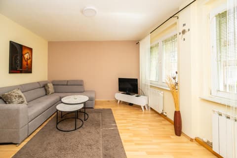 Cosy Nest In Sarajevo Center with parking, 