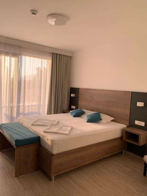 Reževići Apartments