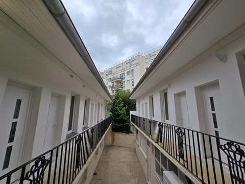 2G- Studio tout équipé avec cuisine proche Paris