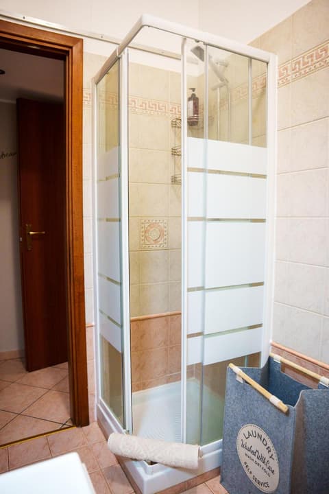 Casa Giulia Affittacamere FORUM ASSAGO M2 M1 Milano CENTRO