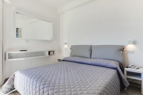 MARITTIMO Riccione - Hotel Clipper FRONTE MARE