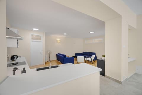 Hotel Reverie - Dependance, Check-in at Metropolitan Star