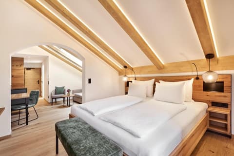 Hotel Auf der Gsteig GmbH, 