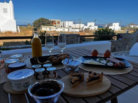 VILLAGE LIANA MAROULI KASTRAKI