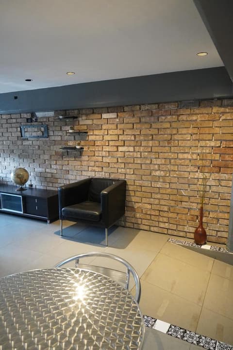 Estudios amueblados y equipados con cocineta en ubicación Céntrica MTY