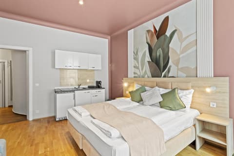 Dependance Rooms I 6 Mins to U6 Alser Straße I Self Check In