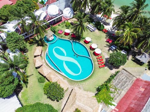 Infinity Beach Club Resort & Hostel Koh Phangan