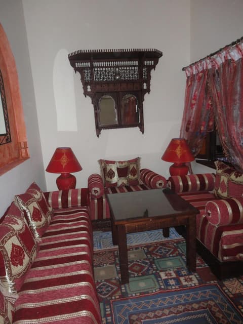Dar Yanis