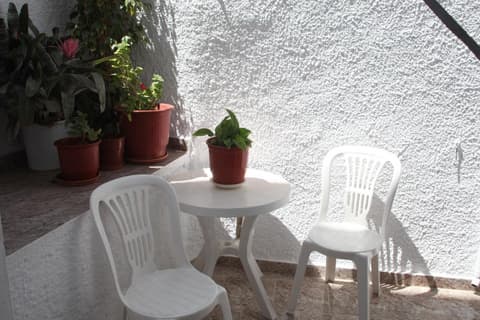 Afroditi Syros