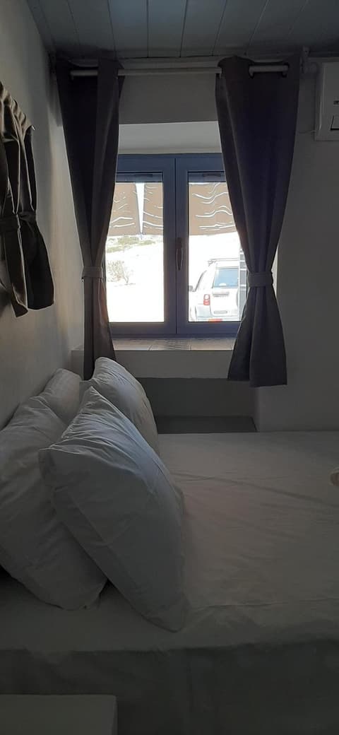 Cavo Paradise Livadaki Kimolos