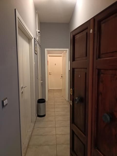 Adriatic Room 50 m dalla stazione Ferroviaria di Ciampino e dalla navetta aeroportuale