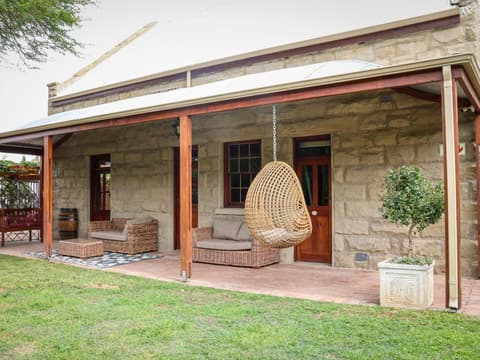La Pension Guest House