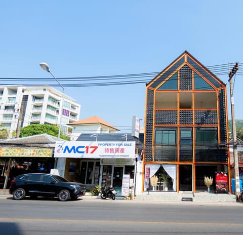 I Talay phuket