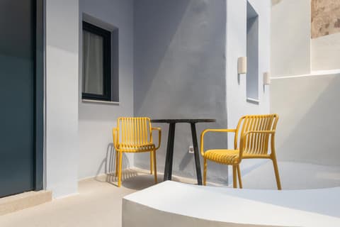 MIXT by Zoia Living, 