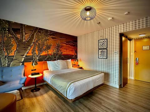 Quality Inn & Suites Thunder Bay Downtown