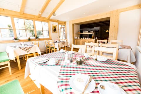 Gästehaus Enzianhof Hotel Garni