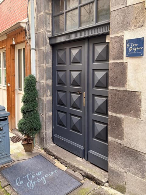 La Tour Grégoire