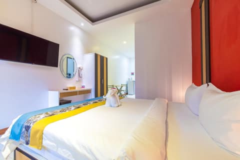 Tongtong Garden Holiday Hotel普吉岛通通花园酒店