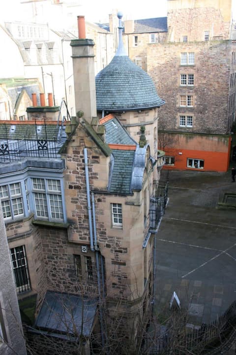 Royal Mile Balconies by the Castle