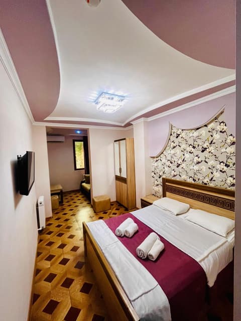 Georgian Palace Hotel