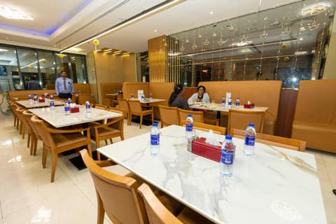 Sun & Sands Sea View Hotel