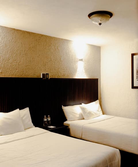 Hotel La Antigua Express