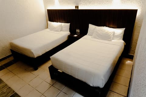 Hotel La Antigua Express