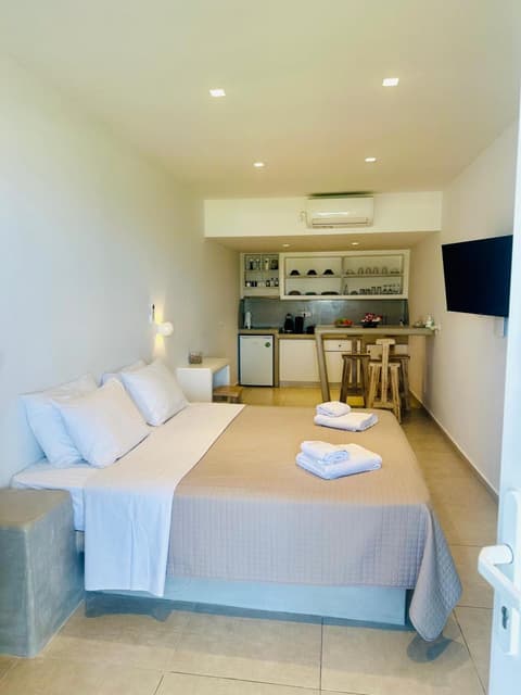 Crystal Dream Paros