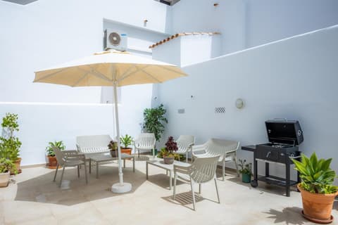 White suites 2