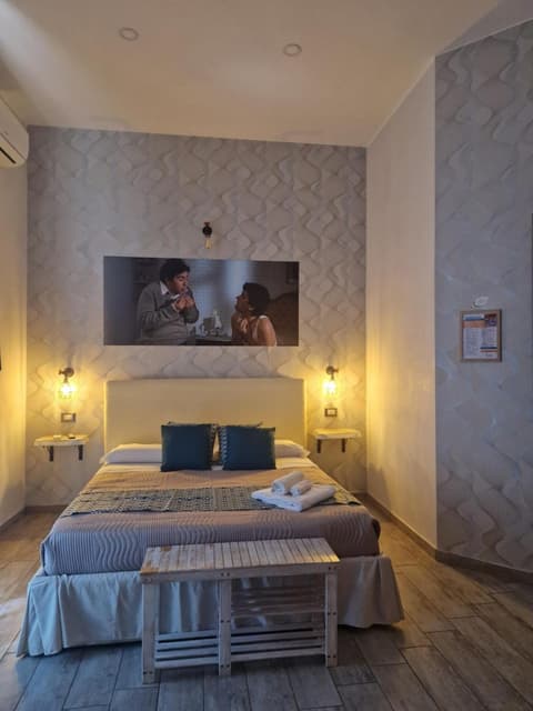 Artisti Sustinea Rooms