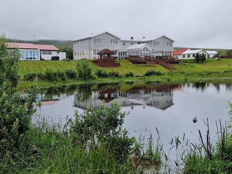 Gauksmýri guesthouse lodge