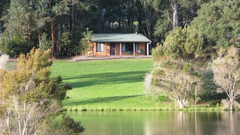 Pemberton Lake View Chalets