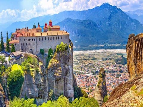 Die griechischen Juwelen: Athen, Delphi, Meteora und Santorin, private Tour