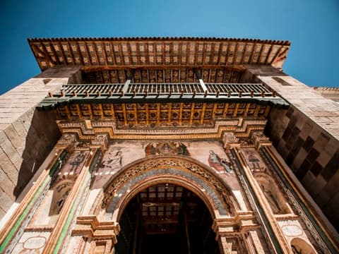 Enigmes du Sud, visite privée avec vols domestiques, guide francophone